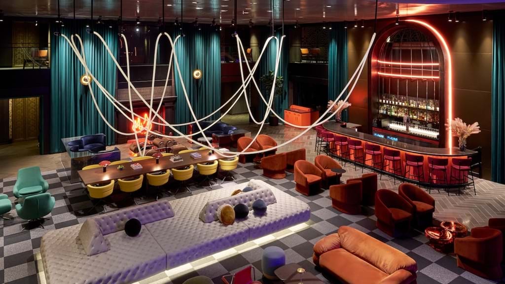Paramount Times Square - A Generator Hotel — gallery preview 1